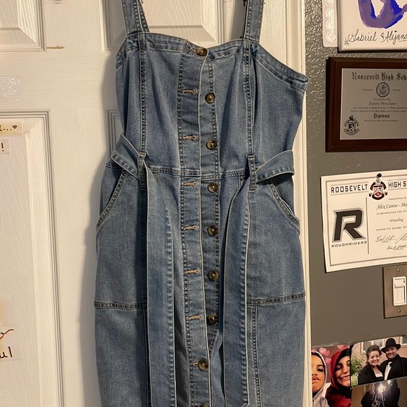 Dresses & Skirts - Jean Dress (Short)